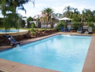 Country Leisure Motor Inn - Accommodation Melbourne 3