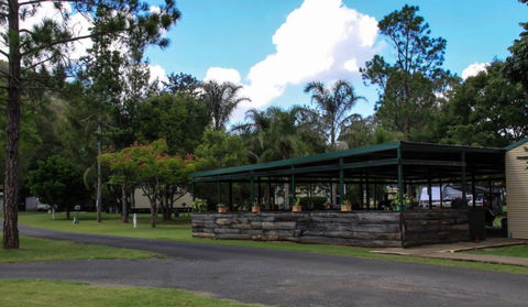 Esk Caravan Park And Rail Trail Motel - Accommodation Melbourne 2