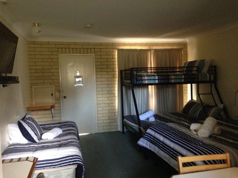 Country Rose Motel - Accommodation Melbourne 4