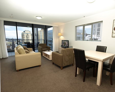 Oaks Lexicon - Accommodation Melbourne 0