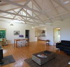 Yellow Dog Cottage - - Accommodation Melbourne