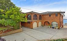 Woodcutters House - Accommodation Melbourne 0