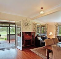 Woollamia Farm Cottage Accommodation - Accommodation Melbourne