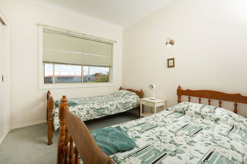 Cranford Waterfront Cottage - Accommodation Melbourne 7