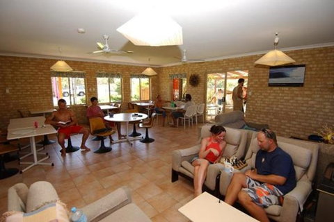 Lancelin YHA - Accommodation Melbourne 7