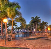 Rollingstone Beach Front Resort - Melbourne 4u