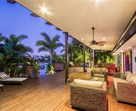 The Tropics At Vogue Holiday Homes - Melbourne 4u 0