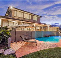 Serenity Shores at Vogue Holiday Homes - Melbourne 4u