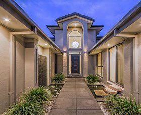 Serenity Shores At Vogue Holiday Homes - Melbourne 4u 1