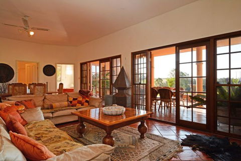 Elderslie House - Accommodation Melbourne 94