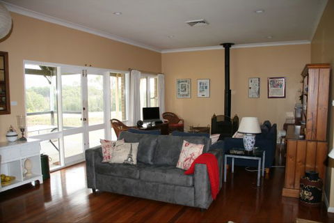 Elderslie House - Accommodation Melbourne 62