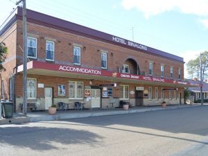 Binalong Hotel - Accommodation Melbourne 0