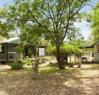 Red Tractor Retreat - Accommodation Melbourne
