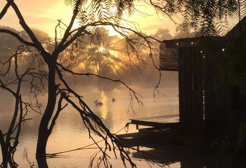 Bill's Boathouse - Accommodation Melbourne 1