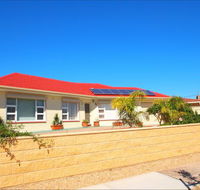 Christies Cottage for holidays and relocations. - Accommodation Melbourne