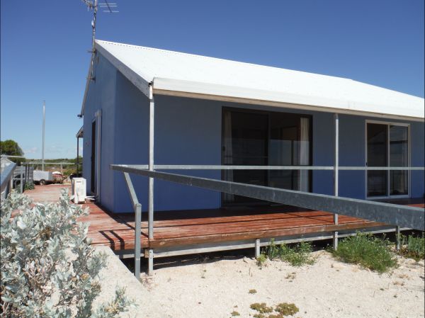 Chinaman Wells SA Accommodation Melbourne