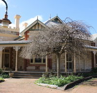 Cockburn House - Accommodation Melbourne