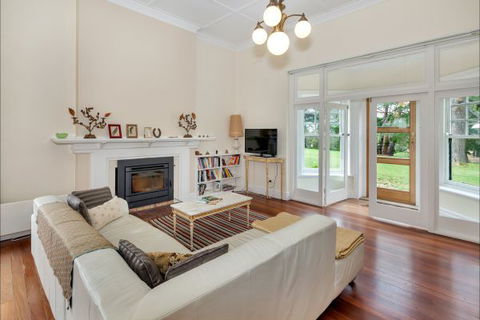 Eurambeen Historic Homestead And Gardens - Accommodation Melbourne 3