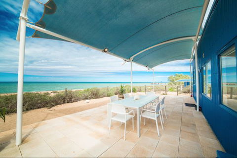 Mackerel Islands - Accommodation Melbourne 2