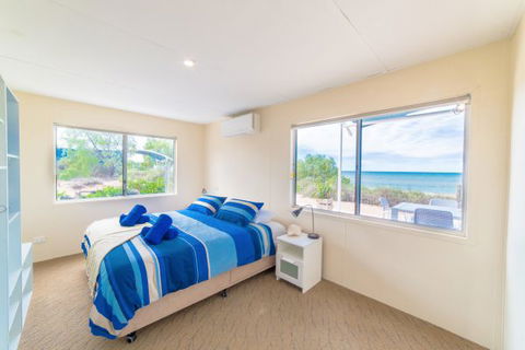 Mackerel Islands - Accommodation Melbourne 4