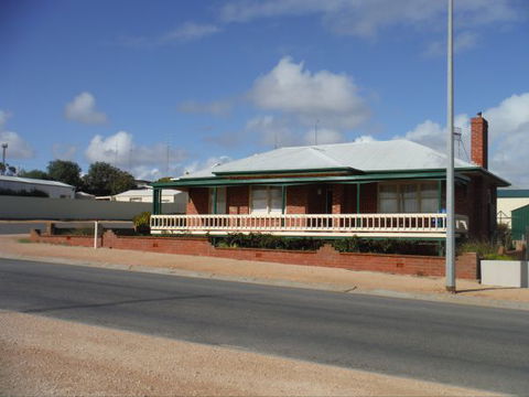 Sea Crest - Accommodation Melbourne 0