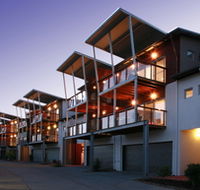 Quarterdecks Harbour Retreat - Accommodation Melbourne
