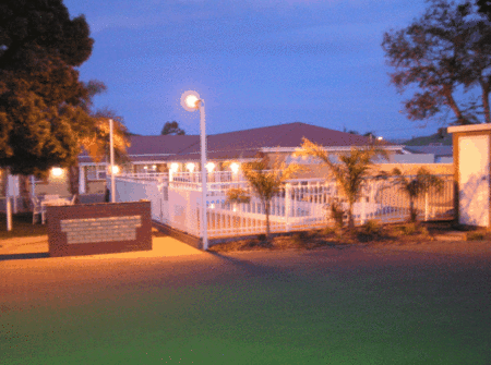 Charles Rasp Motor Inn and Cottages - Accommodation Melbourne