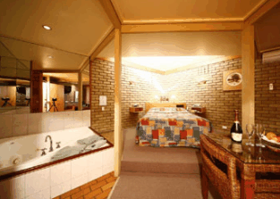 Mitchell Motor Inn - Accommodation Melbourne 1