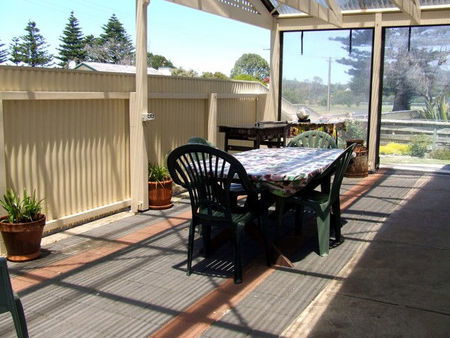 Beachport Motor Inn - Accommodation Melbourne 3