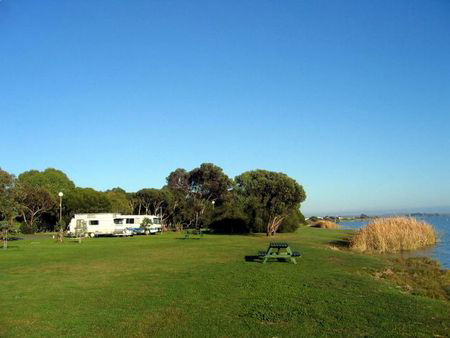 Lake Albert Caravan Park - Accommodation Melbourne 4