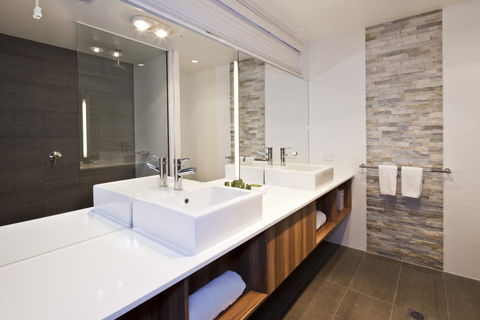 BEST WESTERN PLUS Ballarat Suites - Accommodation Melbourne 0