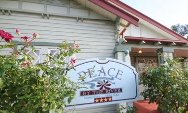 Peace By The River Homestay - Accommodation Melbourne 0