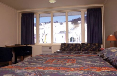 Perisher Valley Hotel - Accommodation Melbourne 0