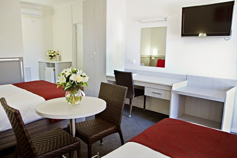 Governor Macquarie Motor Inn - Accommodation Melbourne 5