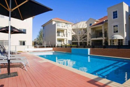 Bentley Suites - Melbourne 4u 1