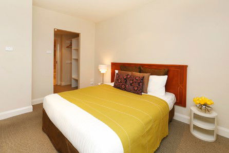 Bentley Suites - Melbourne 4u 3
