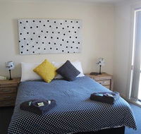 Cliff House Beachfront Villas - Accommodation Melbourne