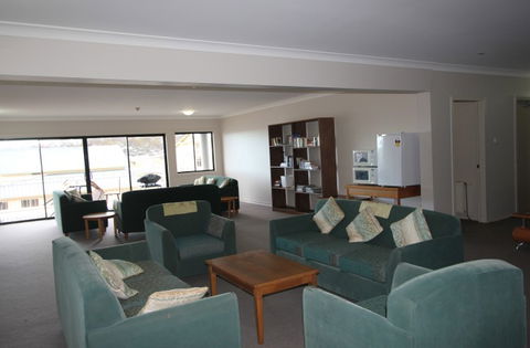 Corroboree Lodge - Accommodation Melbourne 0