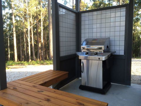 High Peaks Cottages - Accommodation Melbourne 3