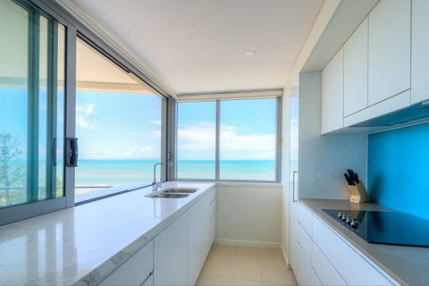 Salt Apartments - Accommodation Melbourne 3