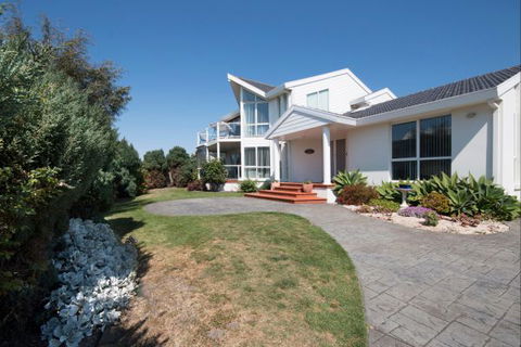 Ocean Manor Bed And Breakfast - Accommodation Melbourne 8