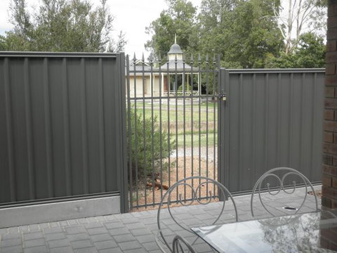 C&C's Bed And Breakfast - Accommodation Melbourne 10