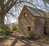 Farm Pod at Twamley Farm - Accommodation Melbourne