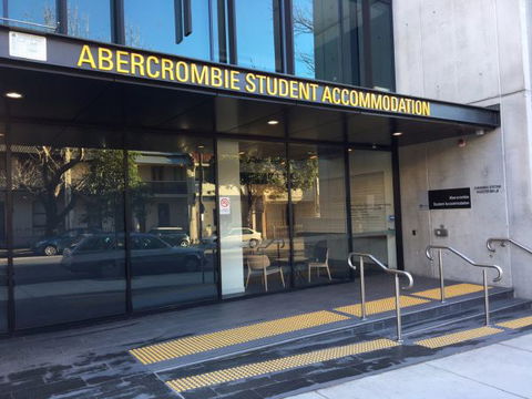 Abercombie Student Accommodation (Summer) - Melbourne 4u 2