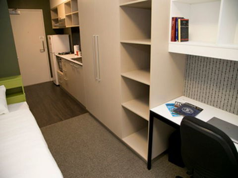 Abercombie Student Accommodation (Summer) - Melbourne 4u 4