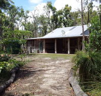 Byfield Cabins on Waterpark Creek - Accommodation Melbourne