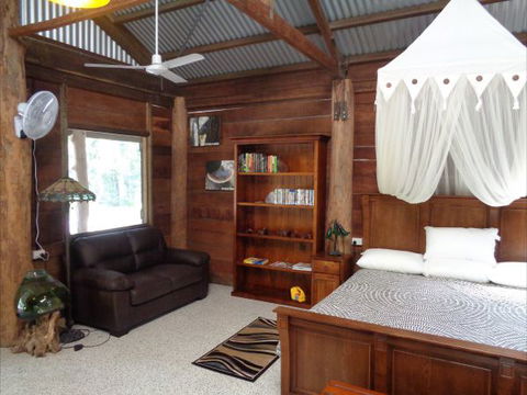 Byfield Cabins On Waterpark Creek - Accommodation Melbourne 2