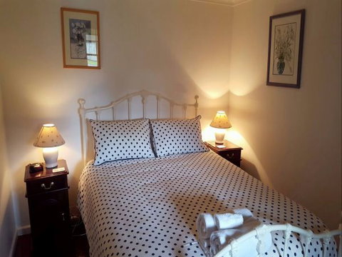 Cameron's Cottage - Accommodation Melbourne 3