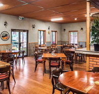 Hungry Horse Hotel Molesworth - Accommodation Melbourne