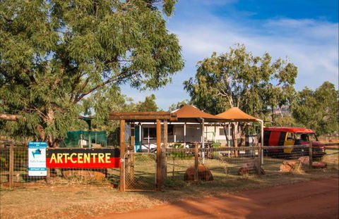 Imintji Campground And Art Centre - Melbourne 4u 1